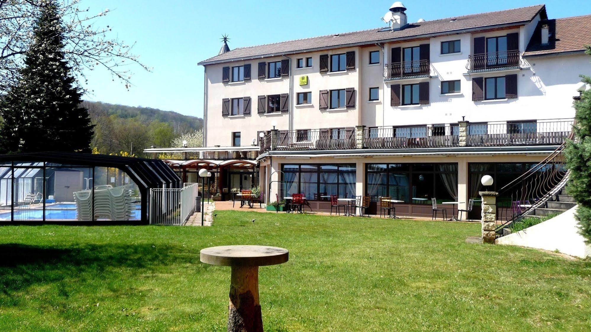 Hotel Logis La Rose Des Vents Volvic